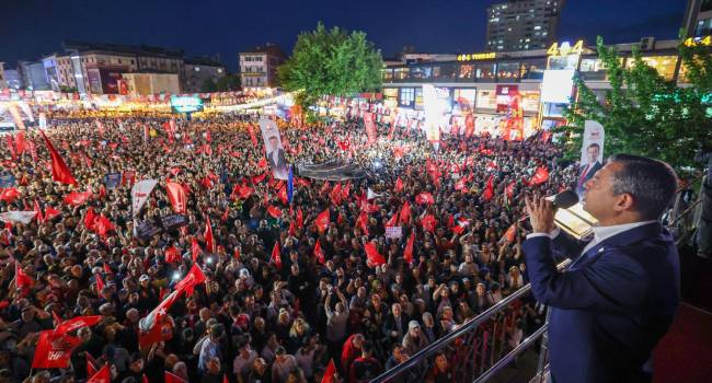 Özgür Özel: Erdoğan dünün mağduru, bugünün zalimidir!