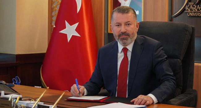 Rektörün aylık gelirine inanamayacaksınız: Maaşı çerez parası kalır!