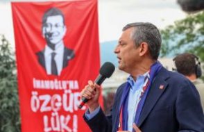 Özgür Özel'den operasyonlara sert tepki: Darbe bu kez savcı cübbesi ile geldi
