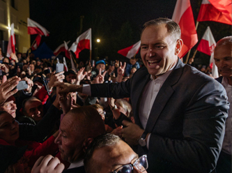 Polonya'da Cumhurbaşkanlığı seçimini sağ muhafazakar Nawrocki kazandı