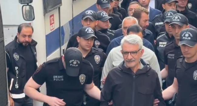 Seçilmiş başkanlara şok muamele! ‘Düşman hukuku’ tepkisi çığ gibi büyüyor
