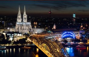 Köln’de 3 bomba alarmı; 20 bin kişi tahliye edildi