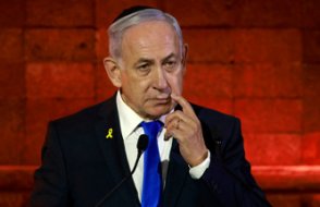 Netanyahu yolsuzluk davasında çapraz sorguya alındı: 1788 kez 'hatırlamıyorum' dedi