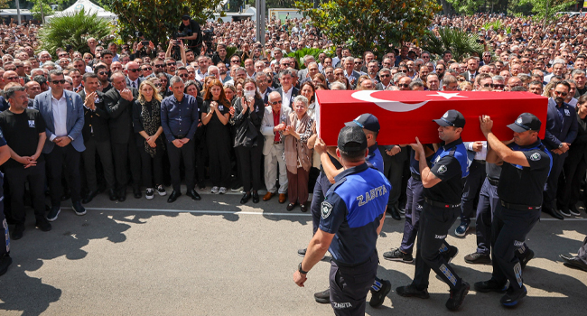 Ferdi Zeyrek son yolculuğuna uğurlanıyor