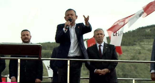 14 yıl sonra Bayburt’ta CHP mitingi! Özgür Özel’den kritik mesajlar