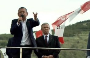 14 yıl sonra Bayburt’ta CHP mitingi! Özgür Özel’den kritik mesajlar