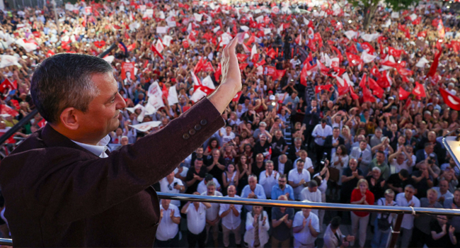 Özel’den iktidara ’17 Aralık’ göndermesi: 'Babacığım sıfırladım dedi, o da oldu!'