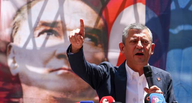 Özgür Özel'den 'dokunulmazlık' açıklaması: 'Bir ben kaldım, beni de atsın hapse'