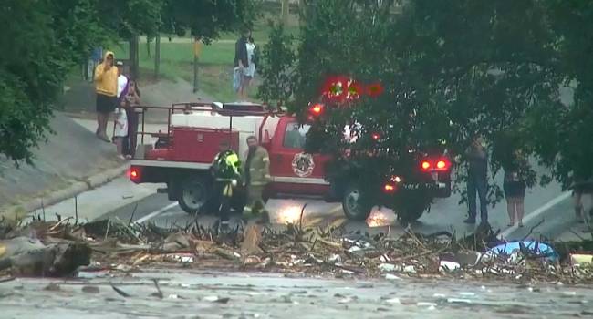 Texas’ta sel felaketi! 13 ölü, 20 çocuk kayıp