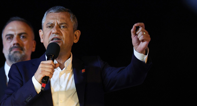 Özel'den dokunulmazlık tepkisi: Bunun bir maliyeti olur