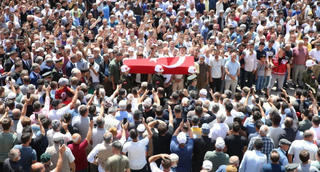 12 şehit için 5 gün sonra açıklama yapan MSB, sorumluyu bulamadı: 'Öngörülemez'