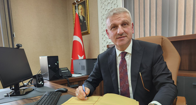 Erdoğan'ın Başdanışmanı bu sefer AKP'li Bakanı hedef aldı: 'Bu ne duyarsızlıktır!'
