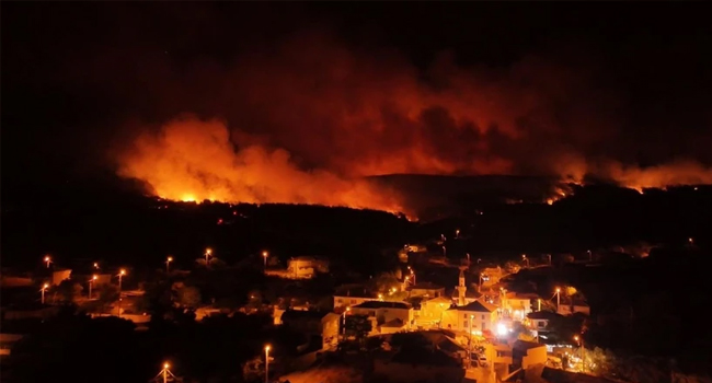 Tekirdağ'da başladı Çanakkale'ye sıçradı yangında 2. gece