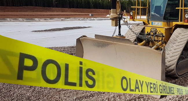 Kan donduran ölüm: Güneşlenen kadını plajda dozer ezdi!
