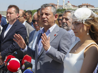 'Bu rejimin insafına lanet olsun, minnet edenin Allah belasını versin'