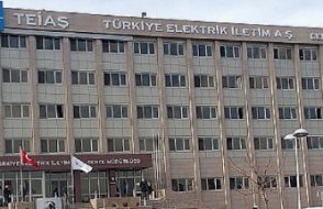 Kamu kurumunun taşıyıcı duvarları usulsüz yıkıldı 3500 çalışan tehlikede
