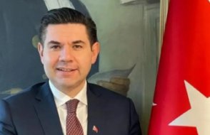 Dışişleri ülkeyi böyle mi temsil ediyor? 'Türk diplomat alkollüyken kaza yaptı, taksiciye saldırdı'
