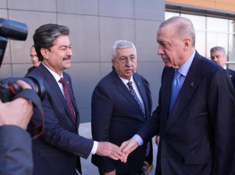 Özgeçmişinden şaibeli diplomayı silen AKP’li vekil, anlayış istedi!