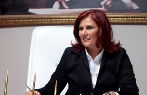 Tartışılan Başkan Özlem Çerçioğlu CHP'den istifa etti