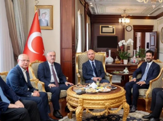 Bilal Erdoğan hangi koltuğa oturdu?