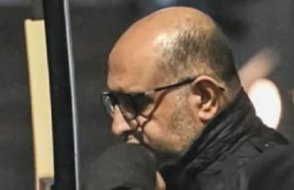 Özel sokakta serbest geziyor demişti: Aziz İhsan Aktaş’ın ev hapsi kaldırıldı