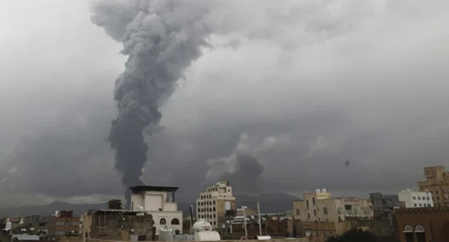 İsrail, Yemen’de Hudeyde limanını vurdu