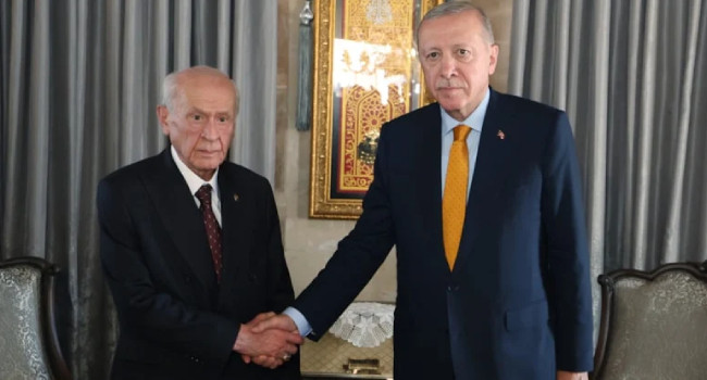 Bahçeli'den sürpriz Beştepe ziyareti: Görüşmenin içeriği merak konusu!