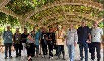 Pes doğrusu: Çin'de Şincan'a giden Türk gazeteciler Uygurlara yapılan zulme rastlamamışlar!