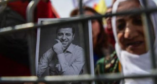 Öcalan nasıl bakıyor? Bahçeli'nin cevabı sonrası DEM Parti'de Demirtaş seferberliği