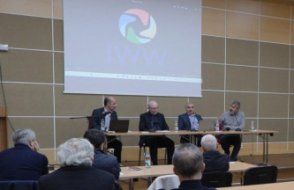 “Kur’an ve Bilim Buluşmaları” panel serisinin ilki Frankfurt'ta gerçekleştirildi