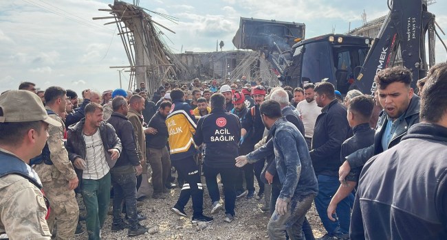 İki çocuk işçi hayatından oldu: Şanlıurfa'da inşaatta göçük