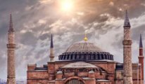 Ayasofya'da büyük soru işaretleri! Restore ederken yıkıyorlar mı?