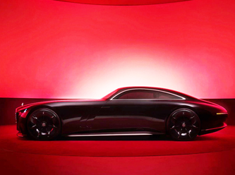 Mercedes piyasayı sallayacak: Güneş’le şarj olabilen otomobil sahneye çıktı