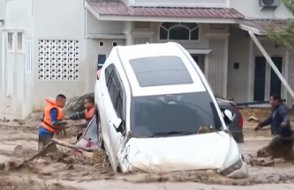 Endonezya'da felaket: Aşırı yağışlar sebebiyle 914 kişi hayatını kaybetti