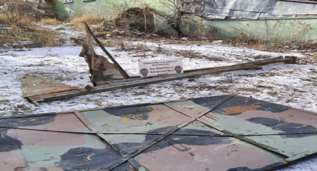 Şimdi de Tugay komutanlığının deposu soyuldu!