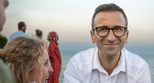 Almanya'da Erzurumlu aday başkente başkan seçildi