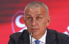 TFF Başkanı Hacıosmanoğlu: 'Türk futbolunda panik havası esiyor!'