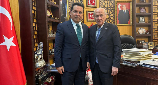 İşte detaylar: Esenyurt eski belediye başkanı Ahmet Özer'den Bahçeli'ye ziyaret