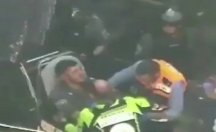 İsrail Polisi Mescidi Aksa'da İsrail polisini vurdu