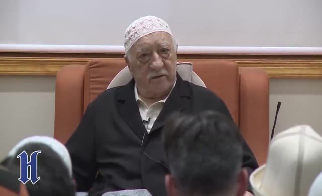 Yamanlar Koleji Mezunları Fethullah Gülen Hocaefendi’yi Ziyaret Etti