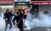 Paris saldırısı sonrası protesto gösterileri