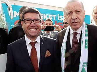 Yangın söndürmeyi beceremeyen bir yalakalık öyküsü - Vimarsana News